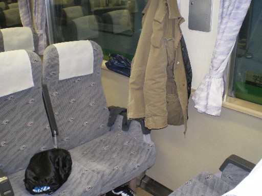 オホーツクの車内。