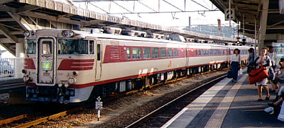 特急南紀 紀伊勝浦にて