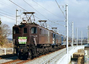 ����Ȃ�d�e�T�W�E�d�e�P�T�d�A�̗�