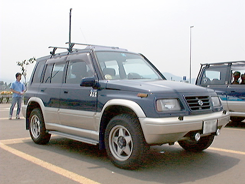 AKI'S V6-2000 NOMADE